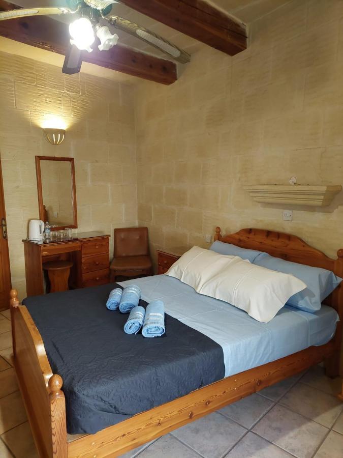 Mj Farmhouse B&B Xagħra Eksteriør billede