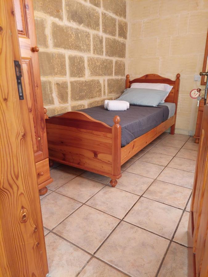 Mj Farmhouse B&B Xagħra Eksteriør billede