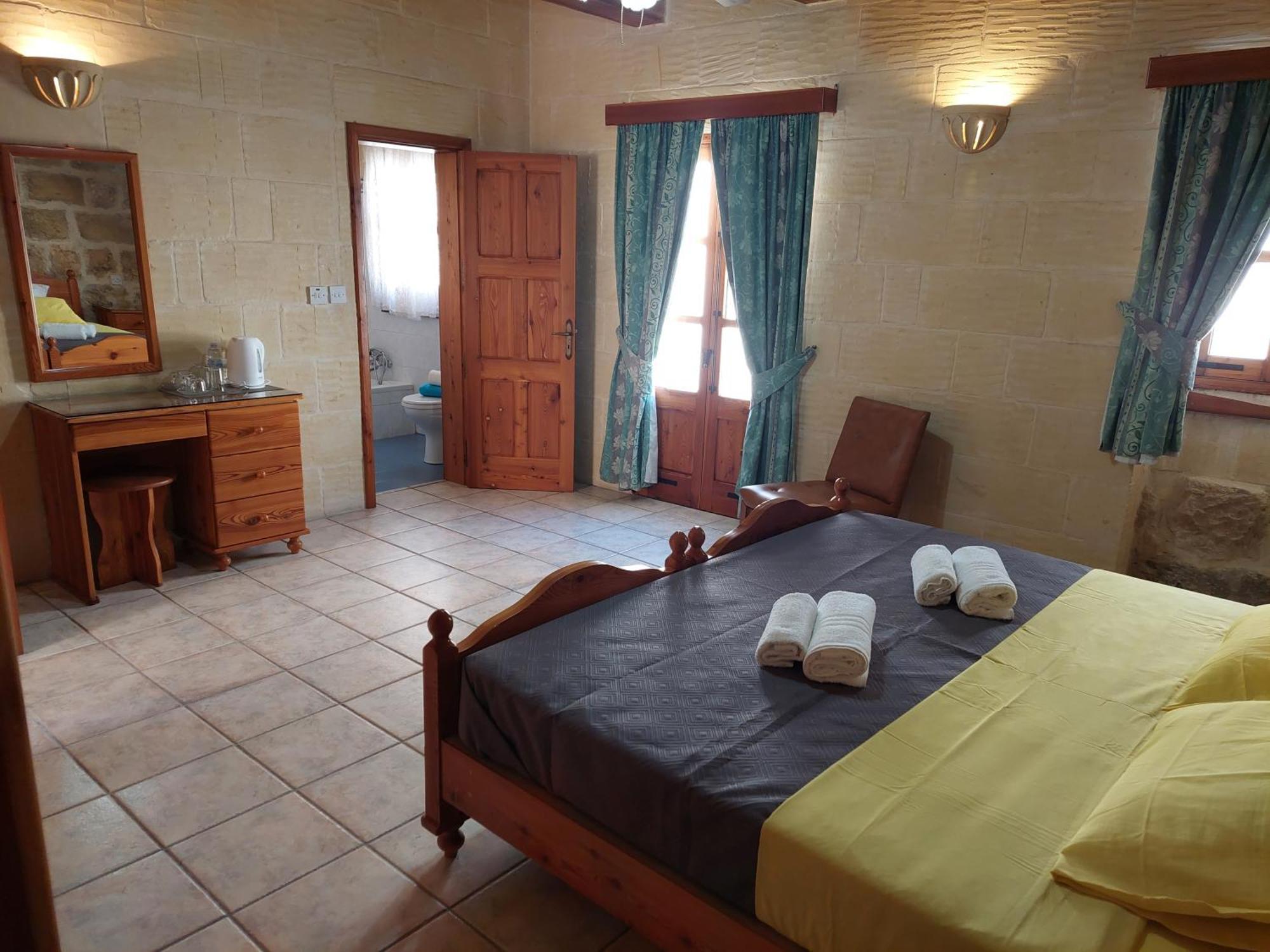 Mj Farmhouse B&B Xagħra Eksteriør billede